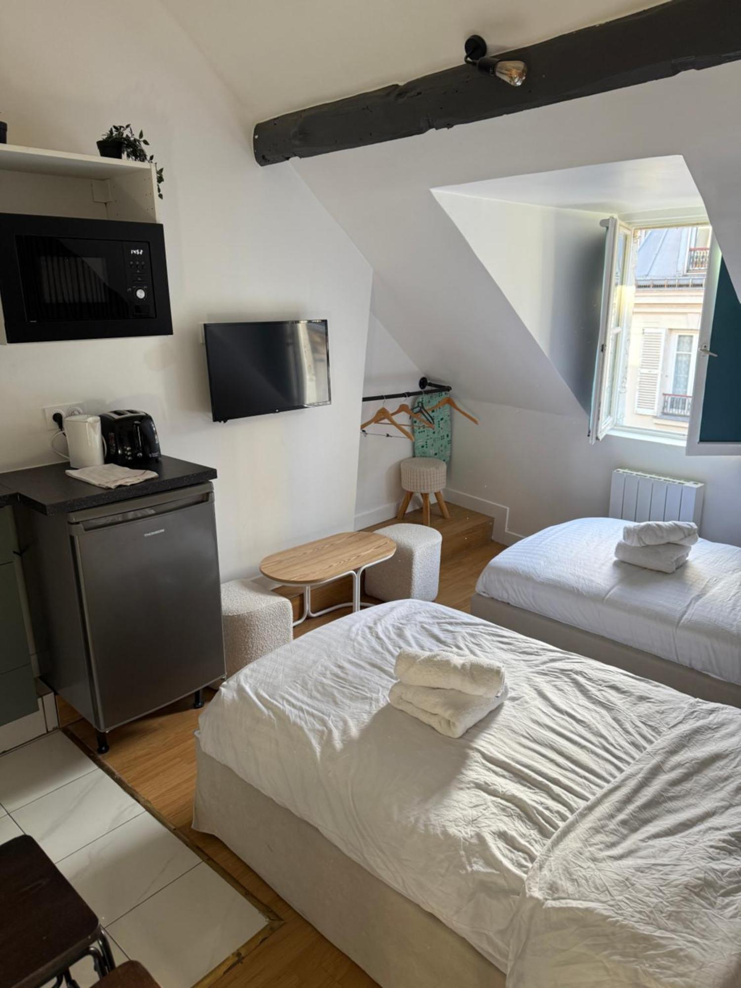 Canal Saint Martin Apartments Parijs Buitenkant foto